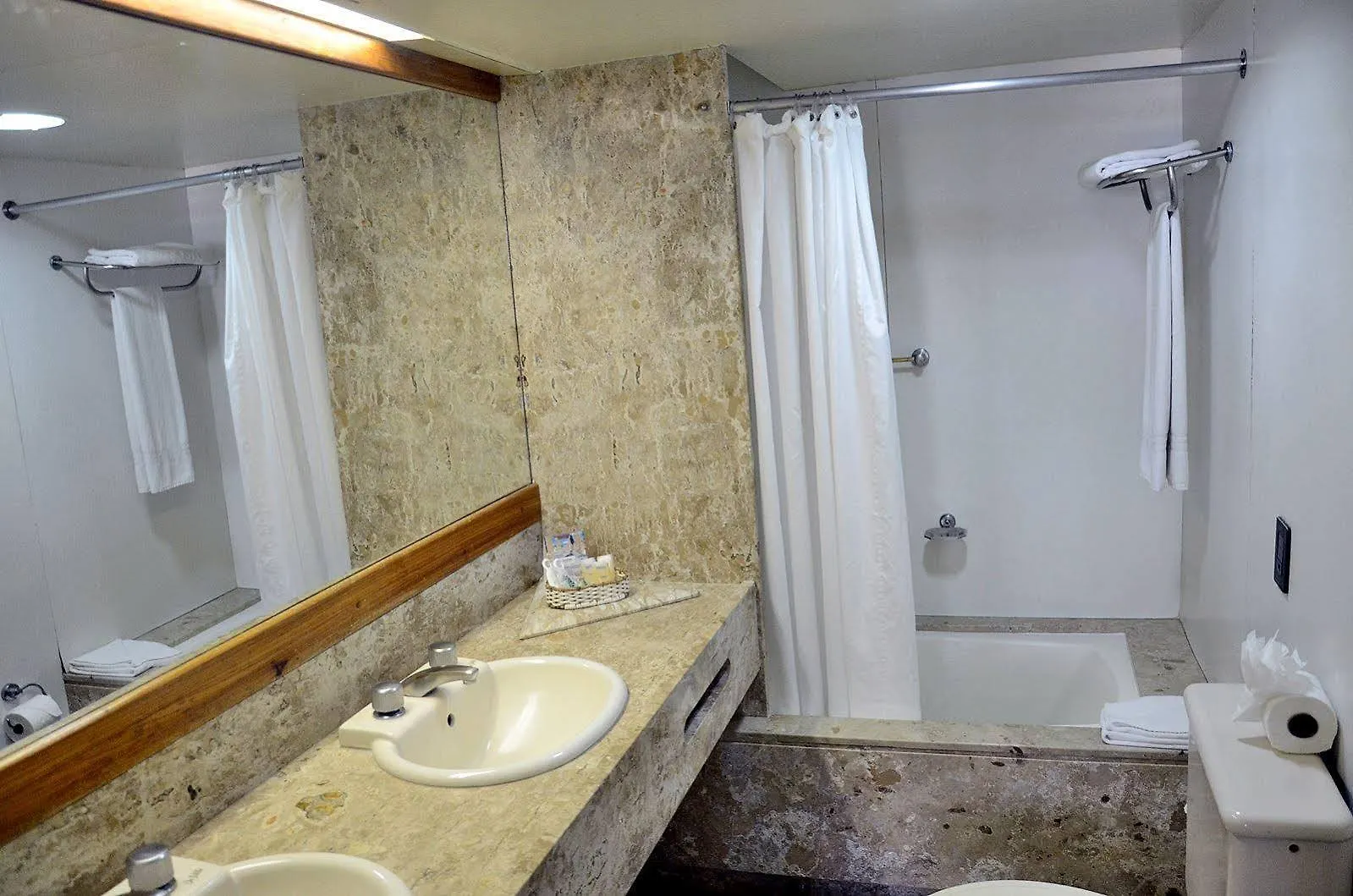 ***  Dorisol Recife Grand Hotel Jaboatao dos Guararapes Brasil